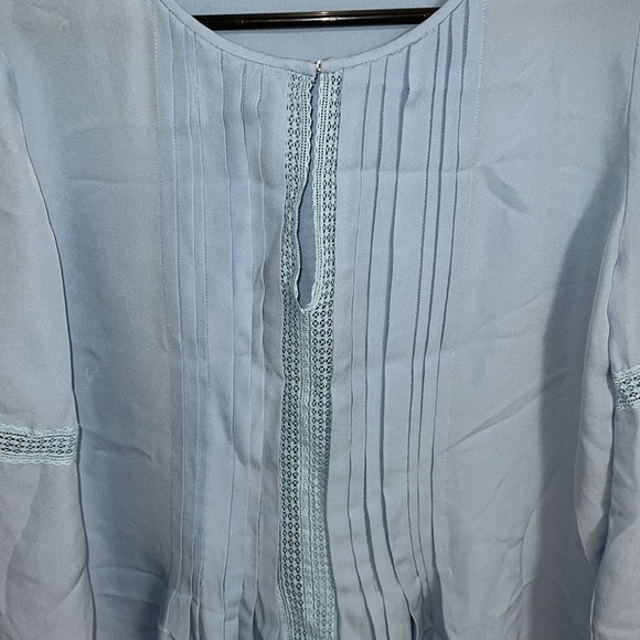 Ellie Tahari Orion pleated silk blouse - Picture 5 of 9